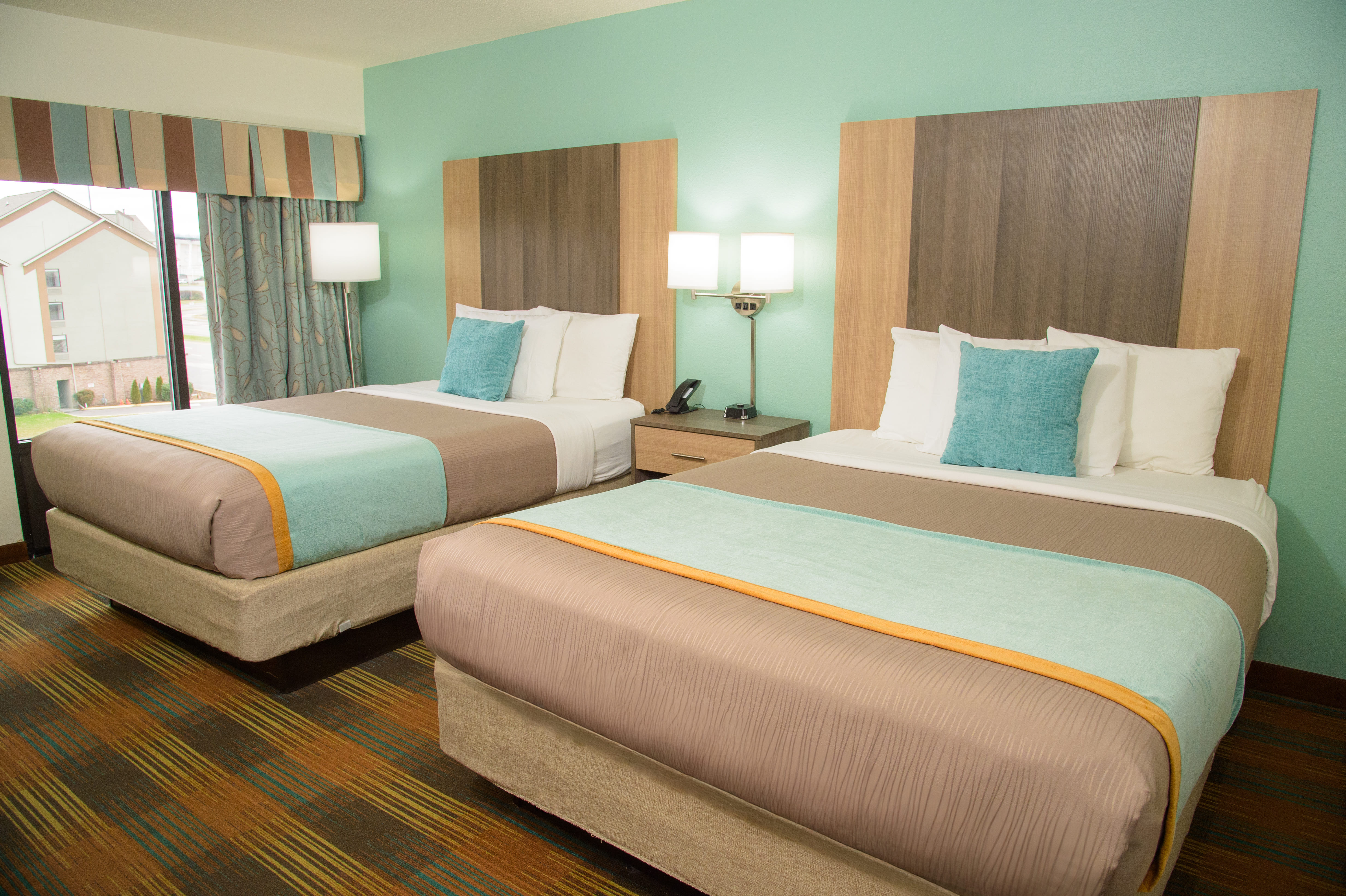 Pigeon River Inn guest room