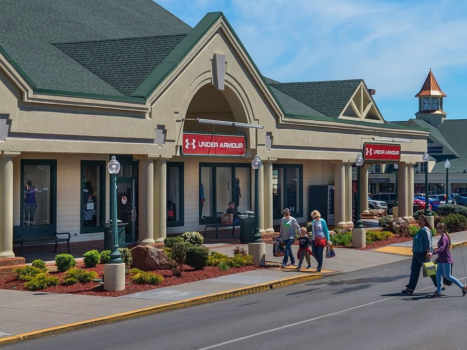 Tanger Outlets
